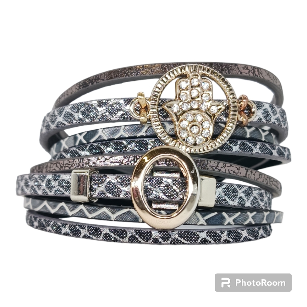 Magnetic wrap cuff bracelet